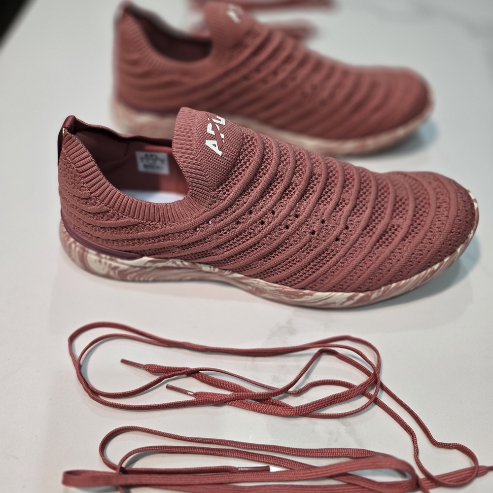 APL Men's Athletic Shoes in Rose